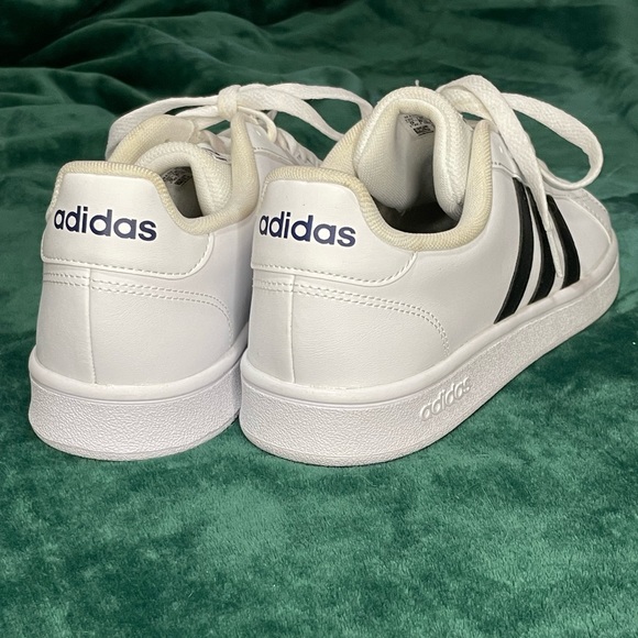 Adidas PWJ 001004 Mens Sneaker - Brand New - Picture 2 of 6